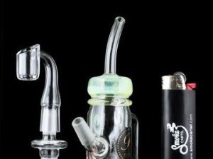 Rehab Glass Mini-Sippy Oil Rig – Effortless Dabbing Experience